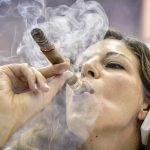 Cigare cubain, le concours insolite de la cendre la plus longue