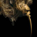 Smoking Cabine SG : la box magique qui transforme la fumée de cigarette en air pur